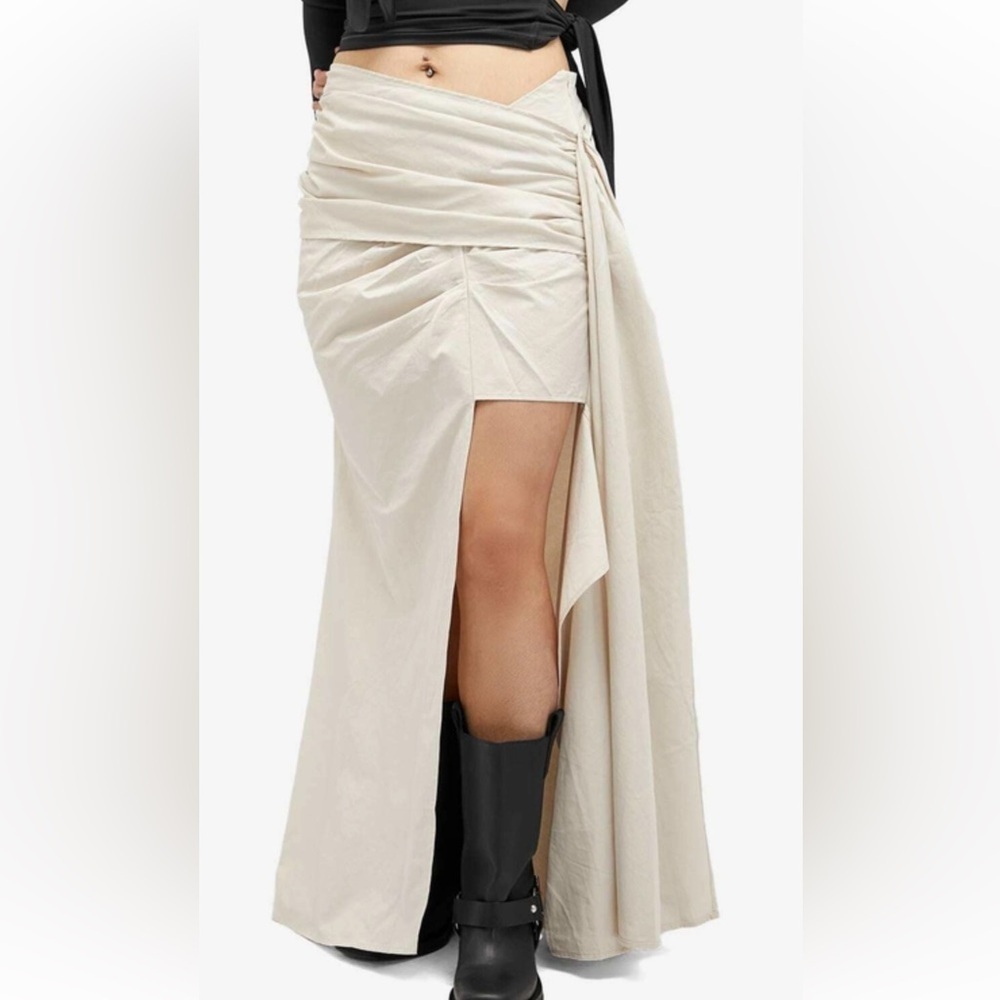 House Of Sunny Women's Venus Midi Skirt in Pearl Size 2. B18